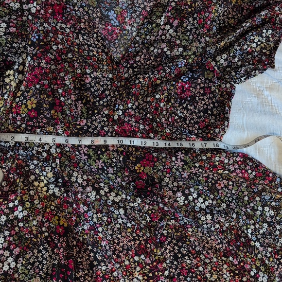 GAP - Floral V-Neck Puff Sleeve Maxi Dress -Size L - Picture 12 of 13